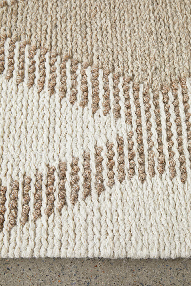Avalon Shelly Natural Rug 380 x 280 CM