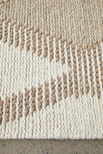 Avalon Shelly Natural Rug 380 x 280 CM