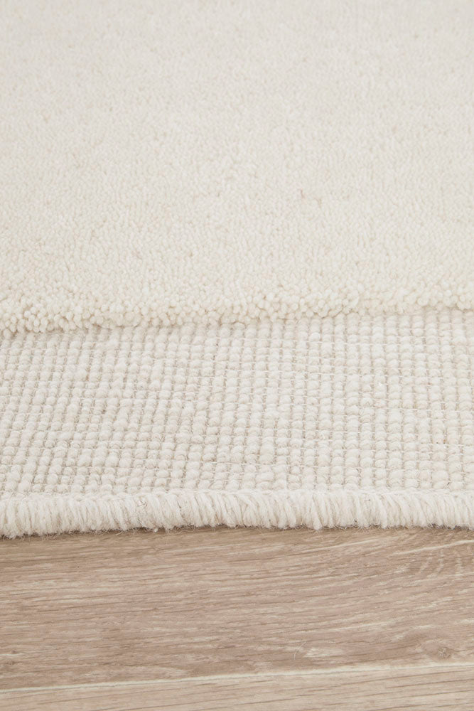 Cleo Milk Rug