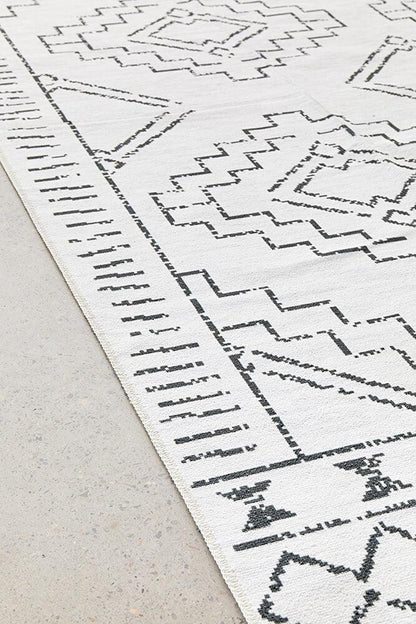 Kindred Leeroy White Rug 270 x 180 CM