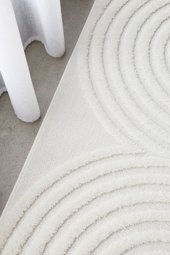 Lotus Carl Rug - White