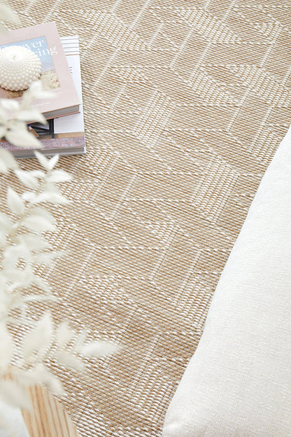 Patio Kudo Rug - Natural