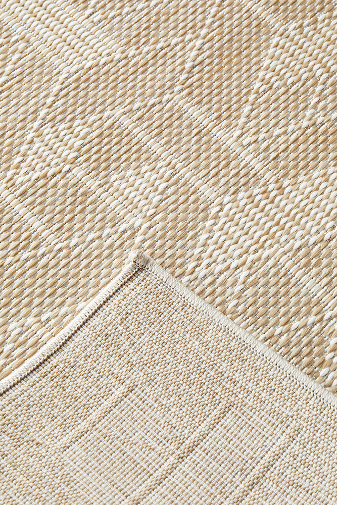 Patio Kudo Rug - Natural