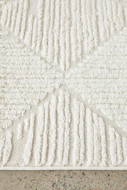 Serenade Shilo White Rug 400 x 300 CM