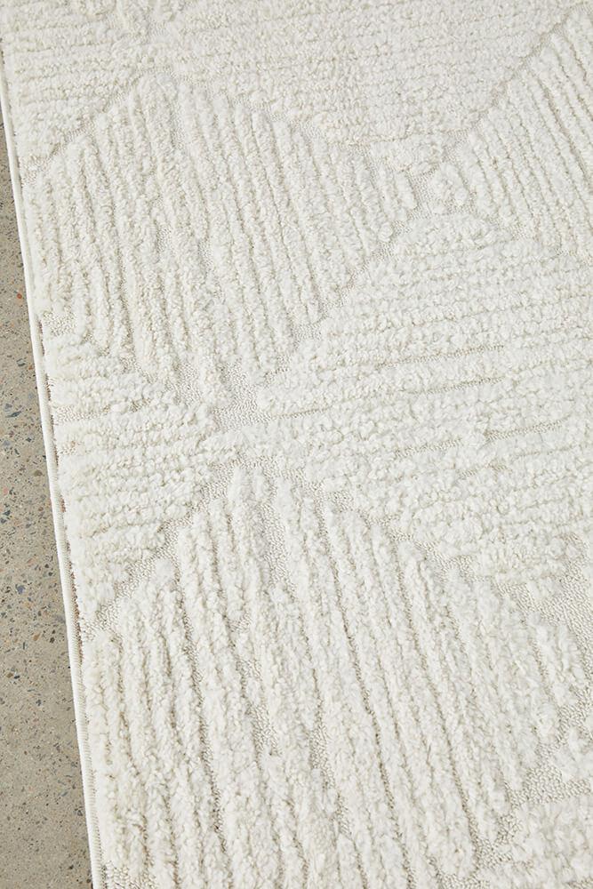 Serenade Shilo White Rug 400 x 300 CM